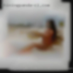 Outgoing and loves to meet new sexy woman people.